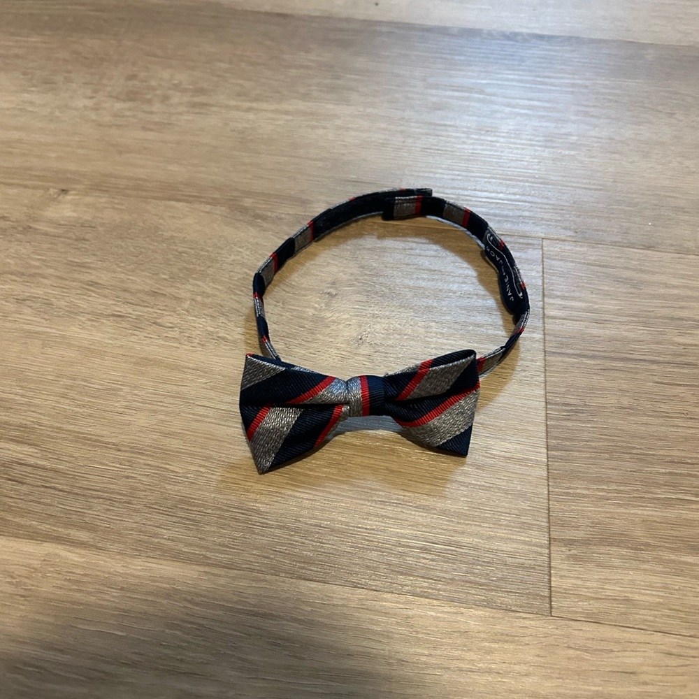 Janie and Jack Bow Tie in Navy, Gray & Red